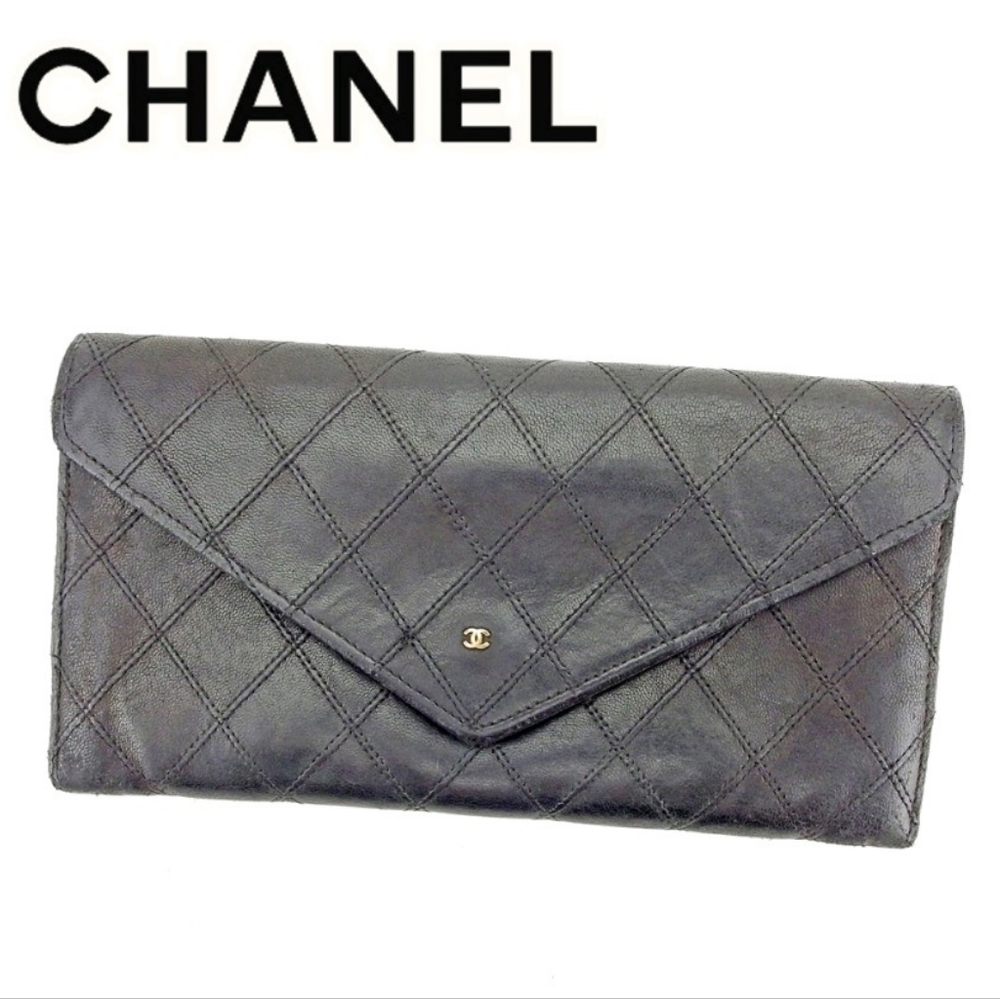 Chanel Black Quilted Women's Clutch